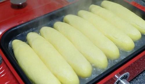 面团|吃粗粮更营养,玉米面新吃法,不蒸不烤,清香味道更原始