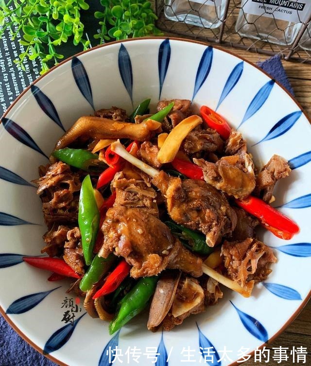 立秋后最爱吃这肉，25块钱一斤，不放一滴水，这样做味道最香