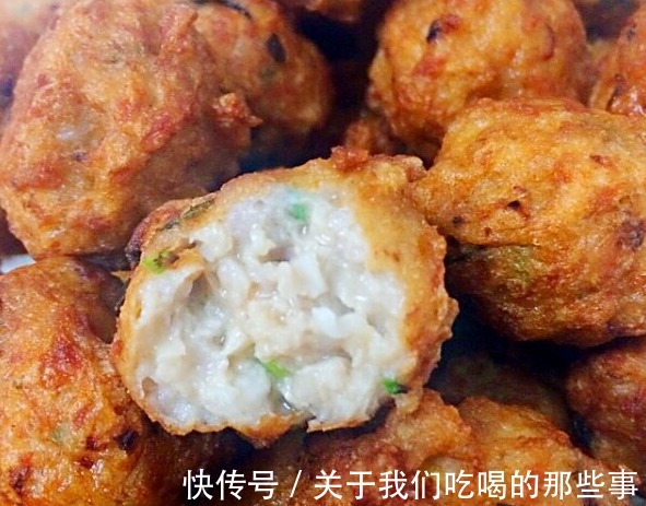 炸肉丸子要掌握“加2样2技巧”，外酥里嫩，咸香可口，放凉也不硬