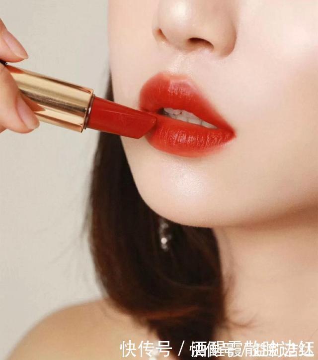 白色|兰蔻“好运色”成热门,196真的美吗黄皮告诉你真的兰蔻显白色