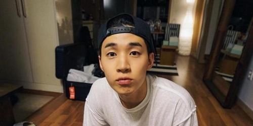 劉憲華|劉憲華公開自己加拿大的家，沙發(fā)配個卡通坐墊，生活有點(diǎn)太寒酸了