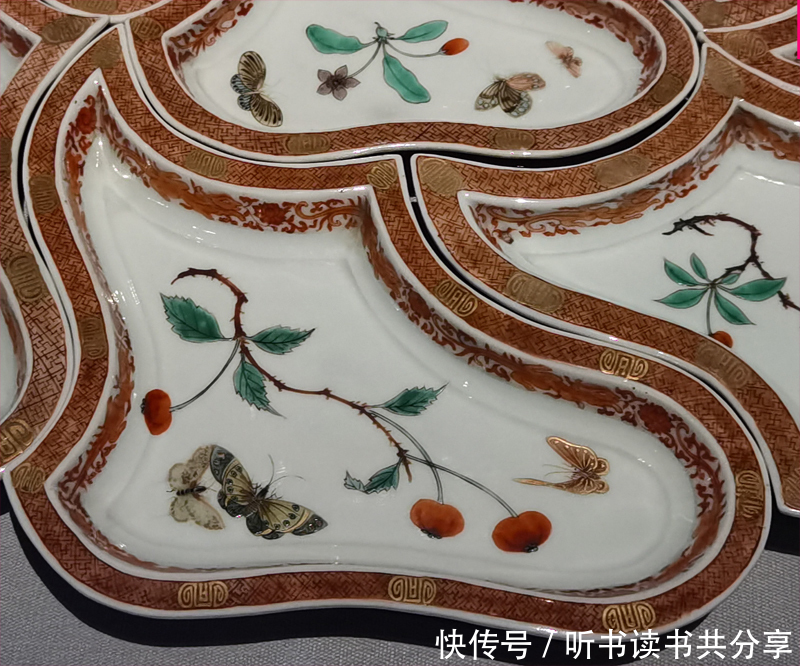 收藏|每日一宝,今天介绍国博收藏的五彩描金蝶纹攒盘