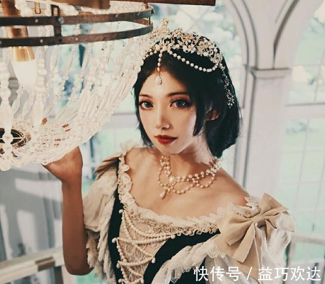 jk|漫展上如何正确的勾搭二次元小姐姐?