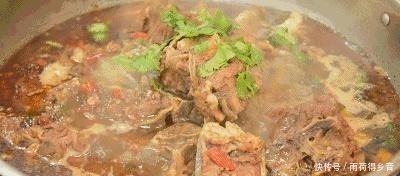 长春的美食数不胜数,让人百吃不厌、流连忘返