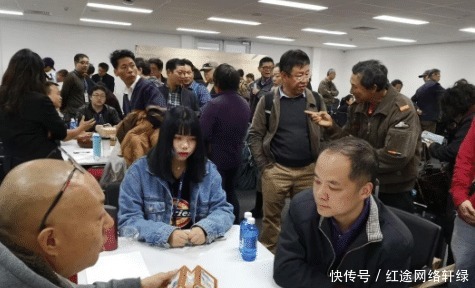 朋友家|马未都:这对椅子放朋友家两年,出自名家之手,再没要回来