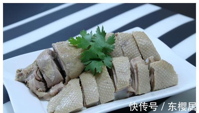 鸭子|盐水鸭肉质细嫩咸香下酒最佳菜式!避腥臊味道要切走那个部分?