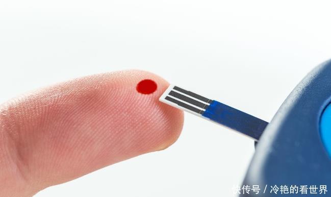 医院检查|糖尿病总是静悄悄，医生提醒，脚上出现3个信号，尽早去医院体检