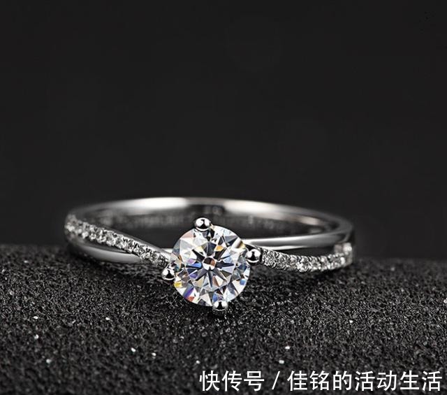 首饰&女人一生该有的8件首饰!女人一生该有的8件首饰!