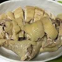 想吃口水鸡别买了，其实做法很简单，看一遍就会，上桌一盘不够吃