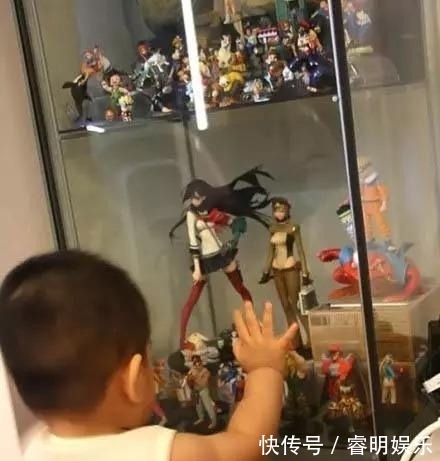 |搞笑段子:幼儿园让孩子做手工房子,我直接拿了一个