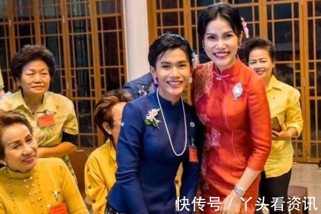 宣传海报$诗妮娜与苏提达放下芥蒂!二人同登海报成双女主,西拉米成透明人