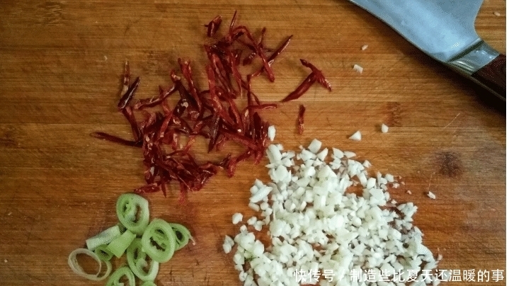 惊蛰后，这蔬菜正上市，口感脆嫩营养高，过季买不到，别错过