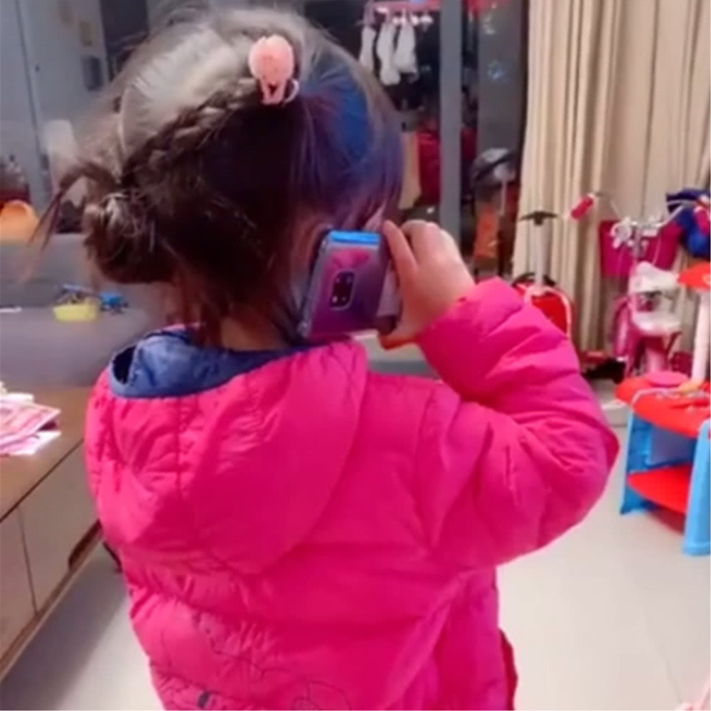 妈妈|“小情人”给喝酒的爸爸打电话,爸爸听完回家,还是女儿厉害