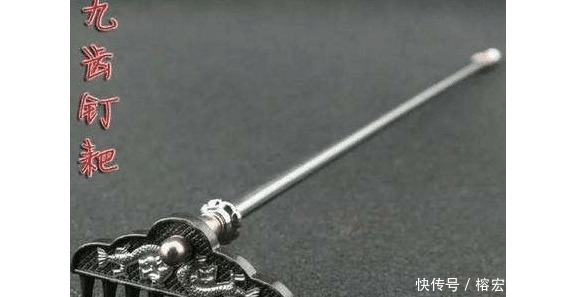  放在耳朵|孙悟空可以把金箍棒放进耳朵里，猪八戒把他的九齿钉耙放哪里？