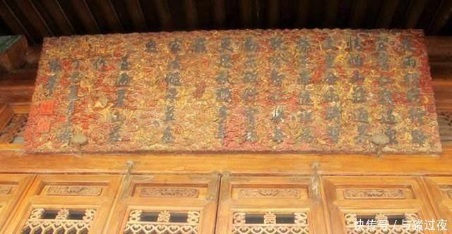 太上皇的产|太上皇的权利有多大多数还是很悲惨的，但是，这个人却非常强势！