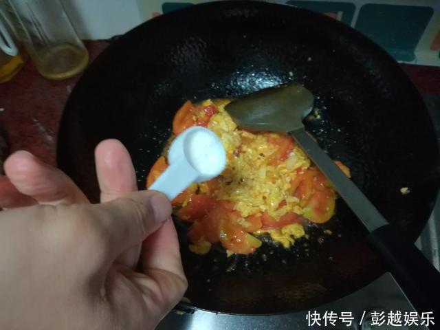 春季的晚餐，我家隔三差五就吃它，补充维C还下火，孩子超爱吃