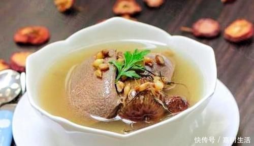 发育不良|乡下一野草,个头小却极其珍贵,人称“独脚金”,晒干后180元1两