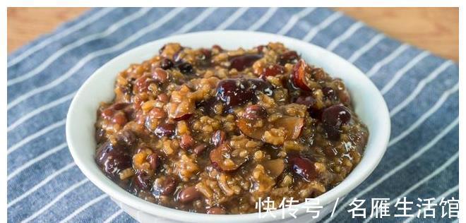 南瓜皮|秋季多给家人吃南瓜,润秋燥,补气血,这样做女人孩子都爱吃!