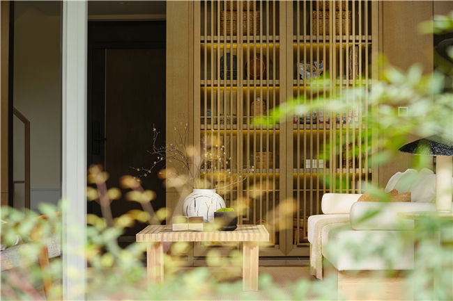 万物生长&华墨国际丨安然于山水之间,自在同万物生长