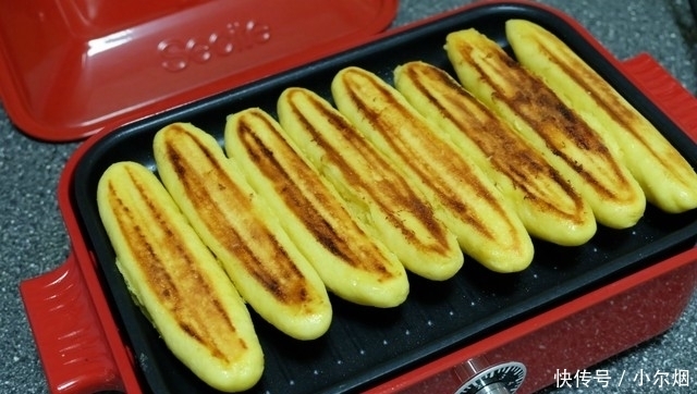 粗粮细做,玉米面最好吃的做法来了,不用蒸不用烤,孩子们都说好