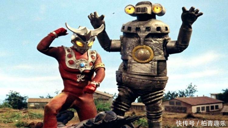 奥特曼 赛文家族又添新成员，拥有四种形态，养了两头怪兽！