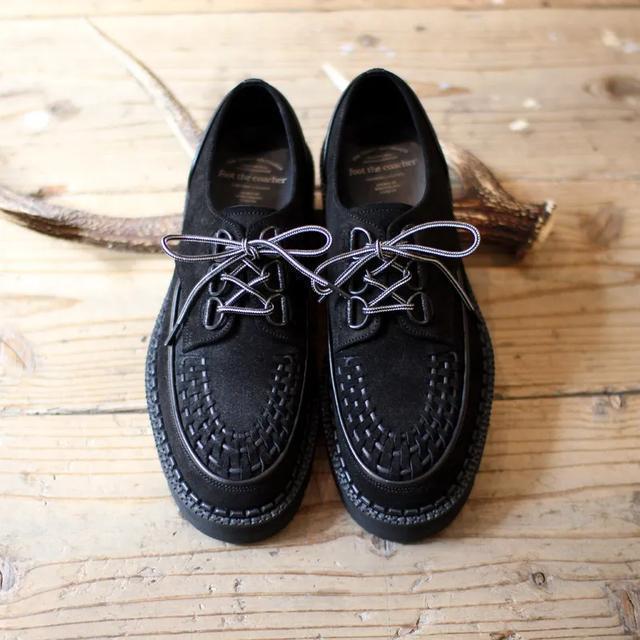 foot the 只有那些最叛逆、最朋克的人,才敢欣赏这样的鞋