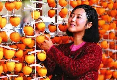 打了200瘦脸针,为拍戏流掉孩子,农村一姐王茜华有多疯狂