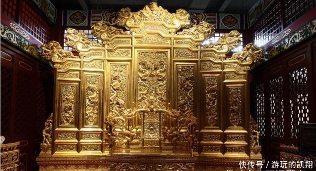 故宫|故宫的龙椅是什么材质的?