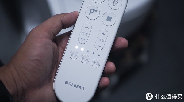 装修|小卫生间终极解决方案，将水箱装进墙里——吉博力智能马桶从购买、安装到使用体验