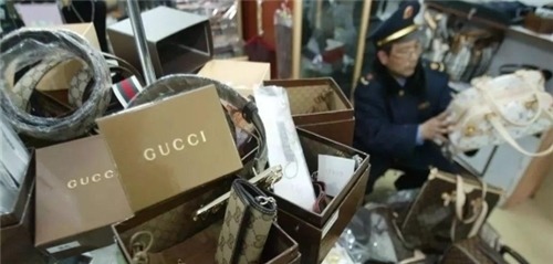 网购|这一店铺全是“假货”！一年成交量高达200万，大批年轻人受骗