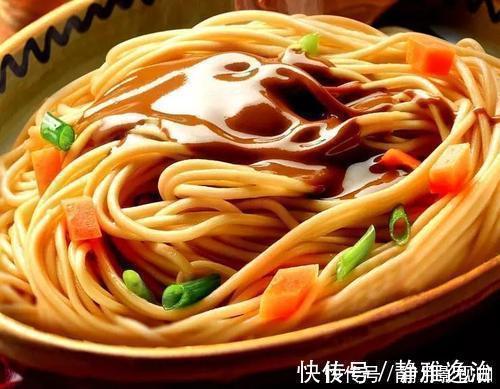 米饭|孩子不爱吃米饭,换种食物替代,吃一口都是满满的钙,比牛奶强