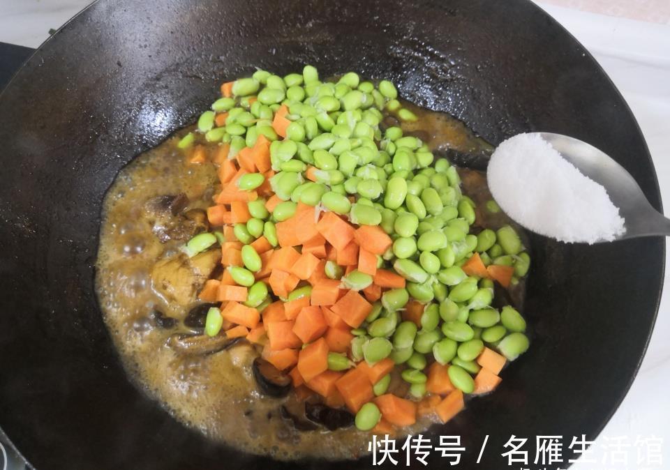 毛豆粒|夏季常给孩子吃的菜，一口下去全是蛋白质，营养丰富身体更壮实