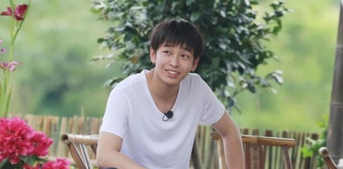 五哈第二季阵容官宣，他从常驻变飞行，加入的新成员让人惊喜