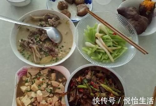 水煮西蓝花|半年减重48斤,身材重返20岁,分享自创减肥食谱,告别挨饿减肥