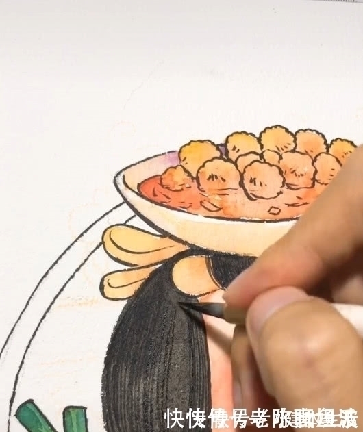 美术生画@美术生画萌版杨贵妃,身边全都是美食,网友:你这是放毒啊