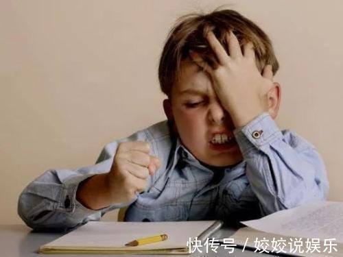 妈妈|9岁男孩趴在书桌上再也没醒过来,翻开孩子笔记本后,妈妈泪崩
