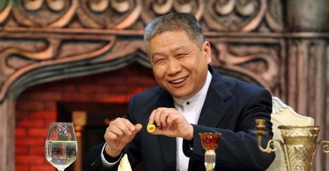 马未|马未都主席提到的这件宝物,世界上仅存2条,其中一条在我这!