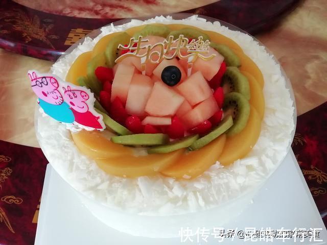 蒜蓉辣椒|孩子过生日,奶奶做了一桌菜,朋友圈火了,网友:我也想过生日了