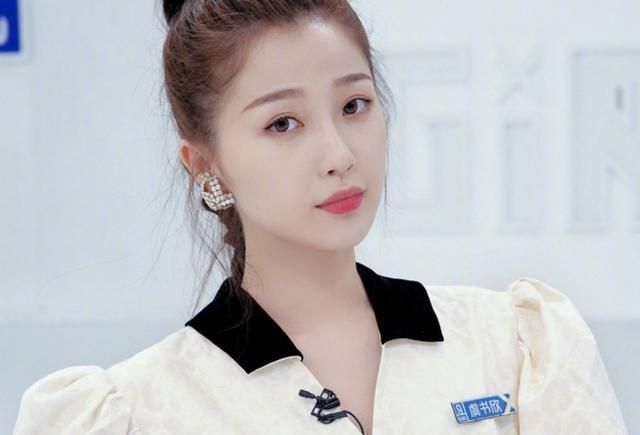 高枕无忧!张翰被曝参加爱情真人秀,搭档虞书欣?