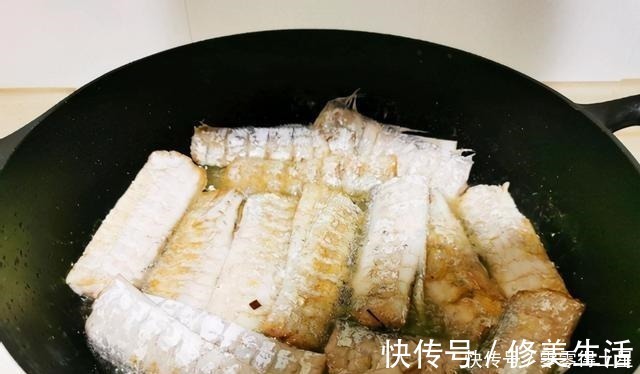 不要吃带鱼只会炖啦,这种做法要试一试,简单容易,很下饭