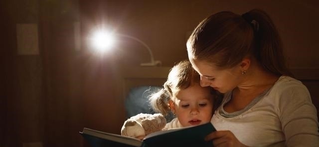 出人头地|长大后有出息的孩子,多半来自这4种家庭,父母别不重视