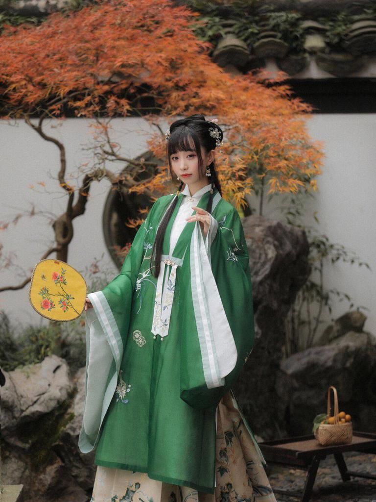 盘点那些被“山”到烂大街的汉服，来看看你踩雷了吗？