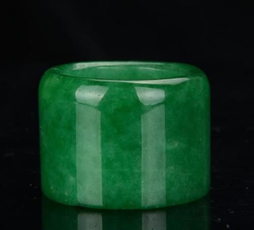 你知道翡翠戒指都有哪些款式吗？