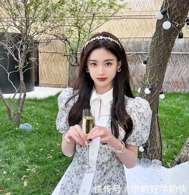 赵露思 时尚圈真是个轮回!盘点今年流行的“土味发饰”,没想到还真好看!