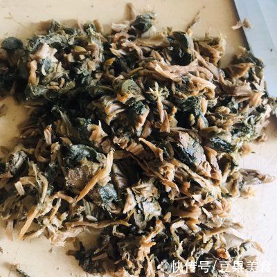紫苏酱|第一次尝试梅干菜鲜肉锅盔，没想到这么好吃