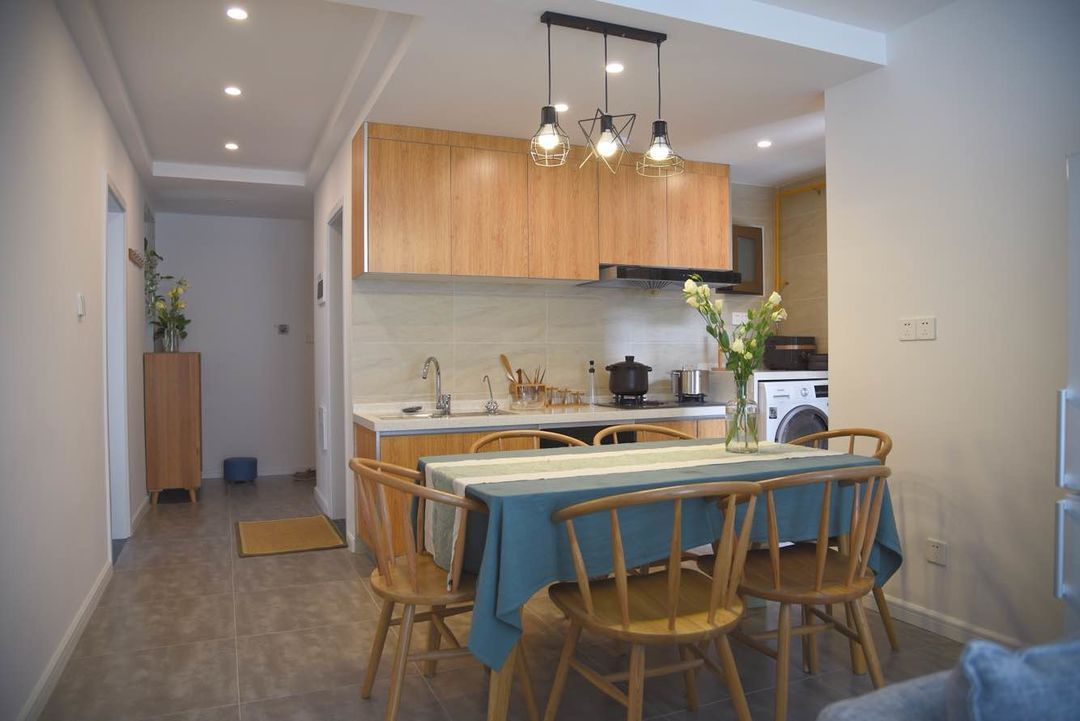 餐厨|邻居的北欧风两居,客餐厨一体化布局真敞亮,卧室还带书房,厉害