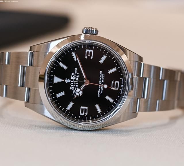 公价|今年最有“争议”的劳力士，是这只公价5万的表