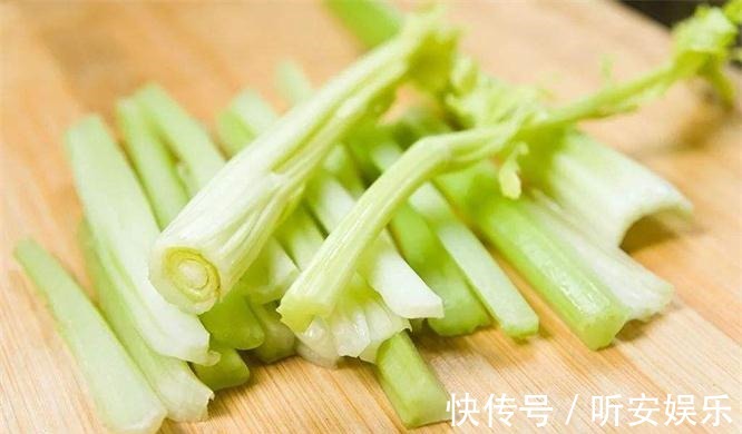 预防贫血|女性不想显老,常吃3种蔬菜,淡色斑,排毒素,还减肥抗衰