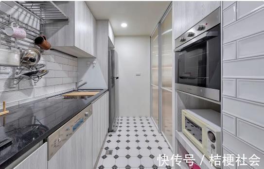 门把手|三口之家的73㎡,全屋坚持北欧混搭风,入户那叫一个清爽透亮