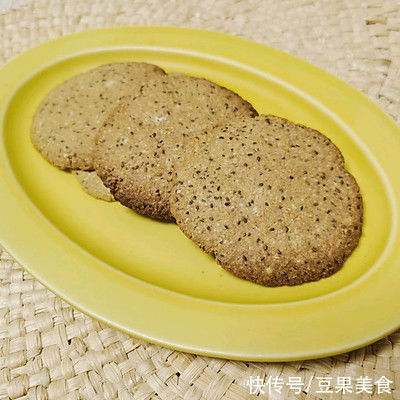 奇亚籽红糖燕麦饼干